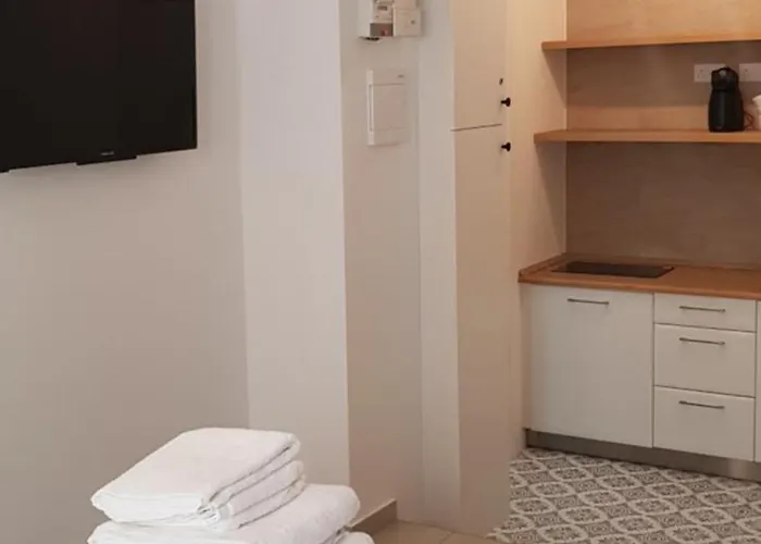 Bright & Modern Studio,sliema Apartman *