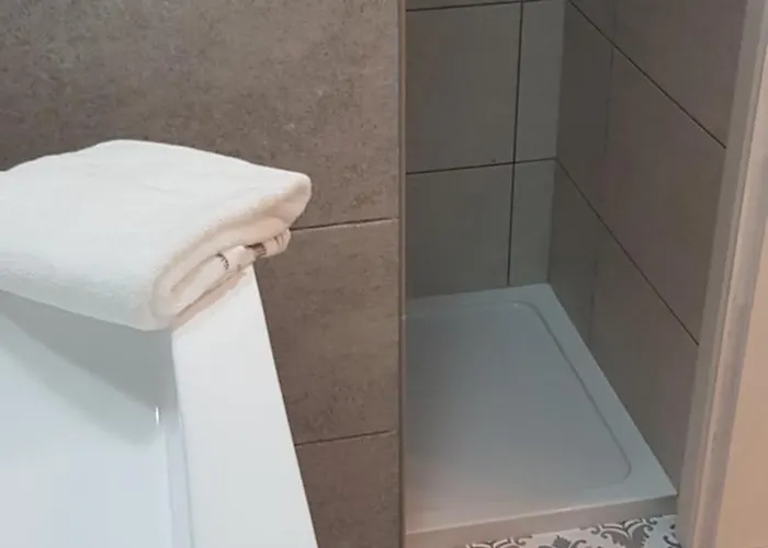 Bright & Modern Studio,sliema